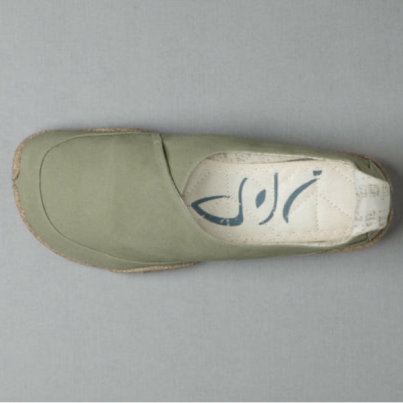 Wildings saiga women’s barefoot shoes Casual Green Flats size 7.5 - Picture 2 of 7